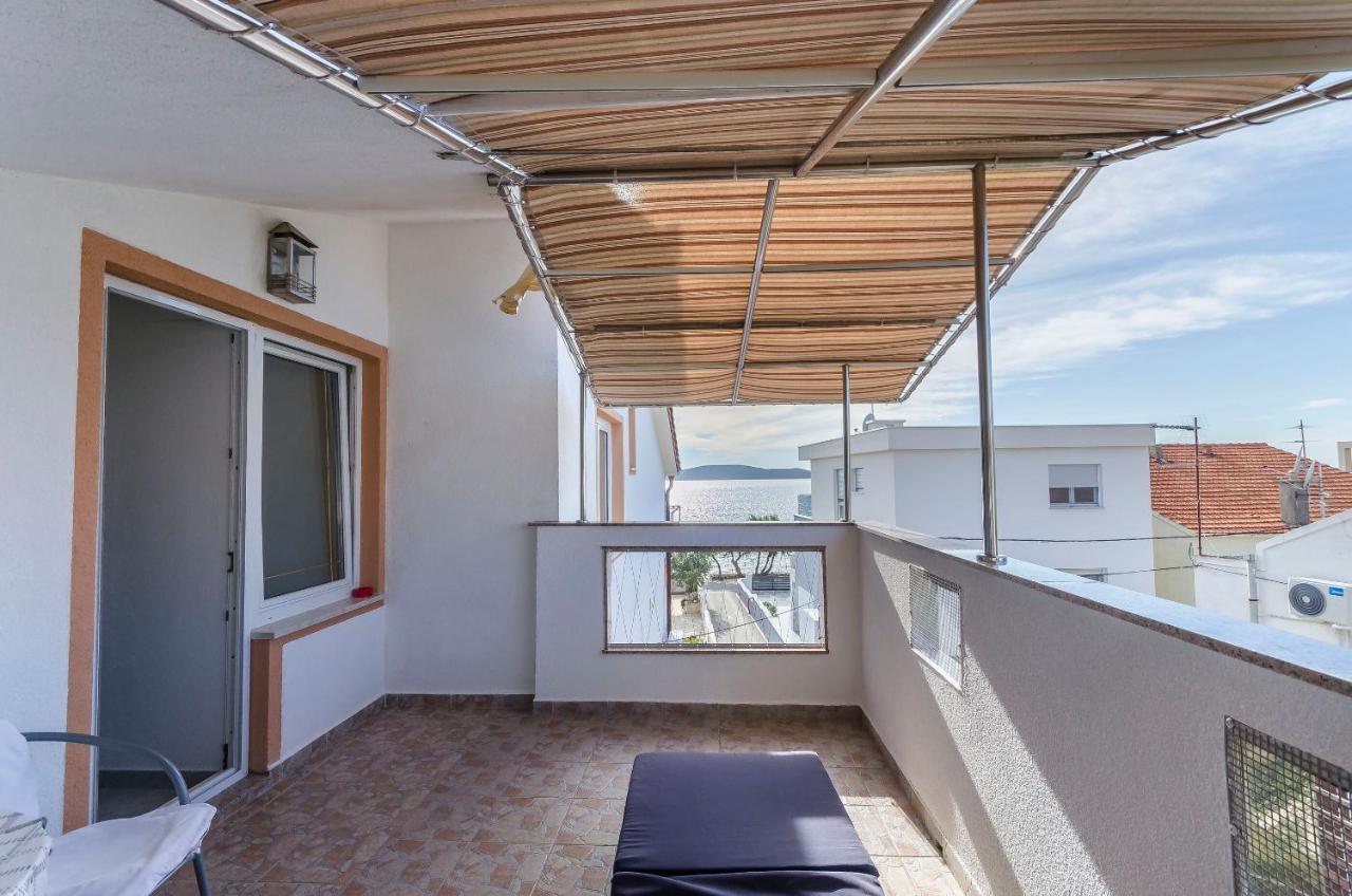 Apartments Ivanka On The Beach Vodice Exterior photo